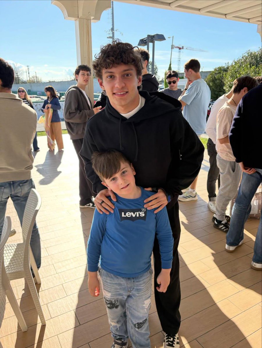 Goatnelli🤙 tweet media