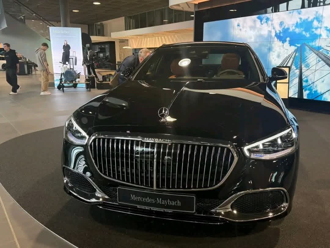 Roderick tweet media