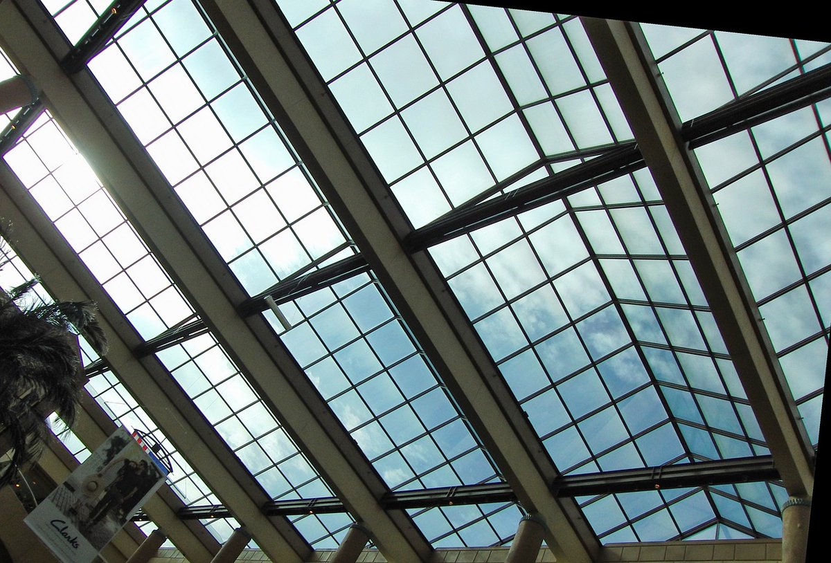 BensRoofing's tweet image. #Skylights are some of the most functional windows you can install. You can use them to reinvent your office or retail space: monkeylink.co/709bd8