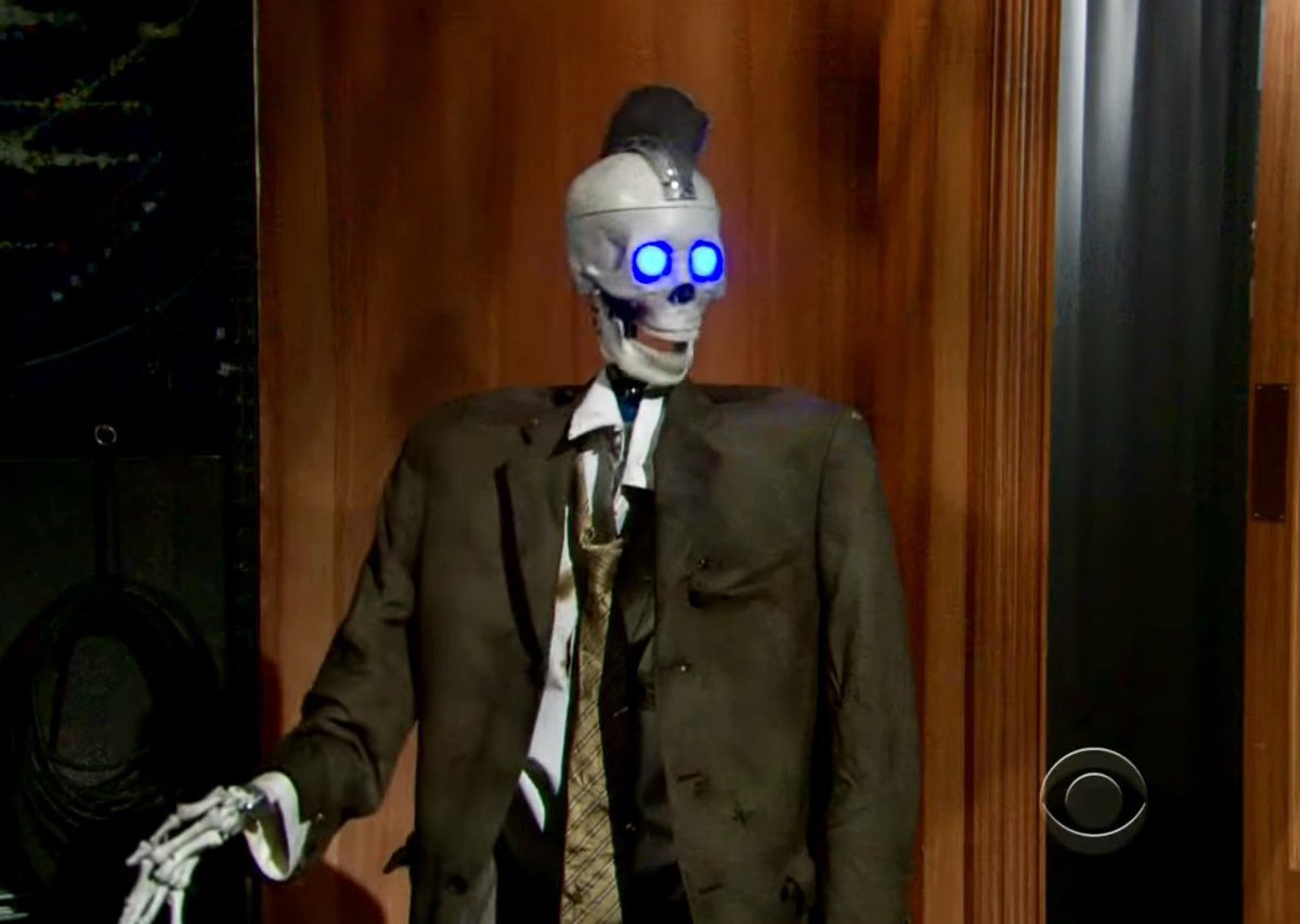 RetroNewsNow tweet media