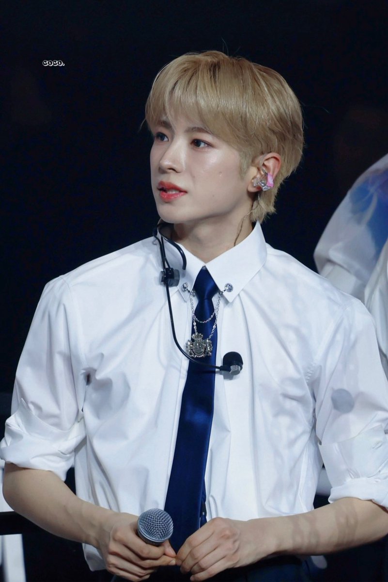 ces ⭐️ tweet media