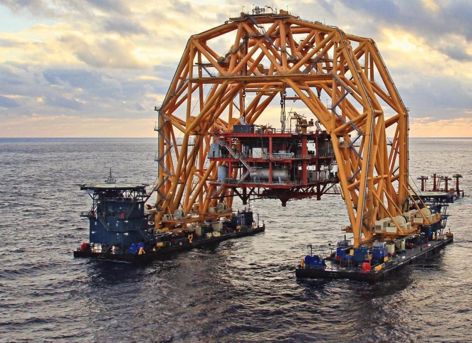 Hard Reset tweet media