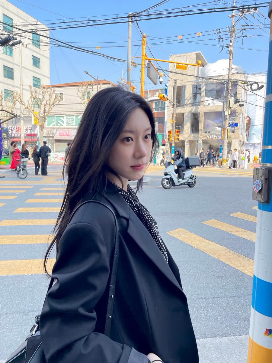 pics for chaeryeong ₊˚⊹♡ tweet media