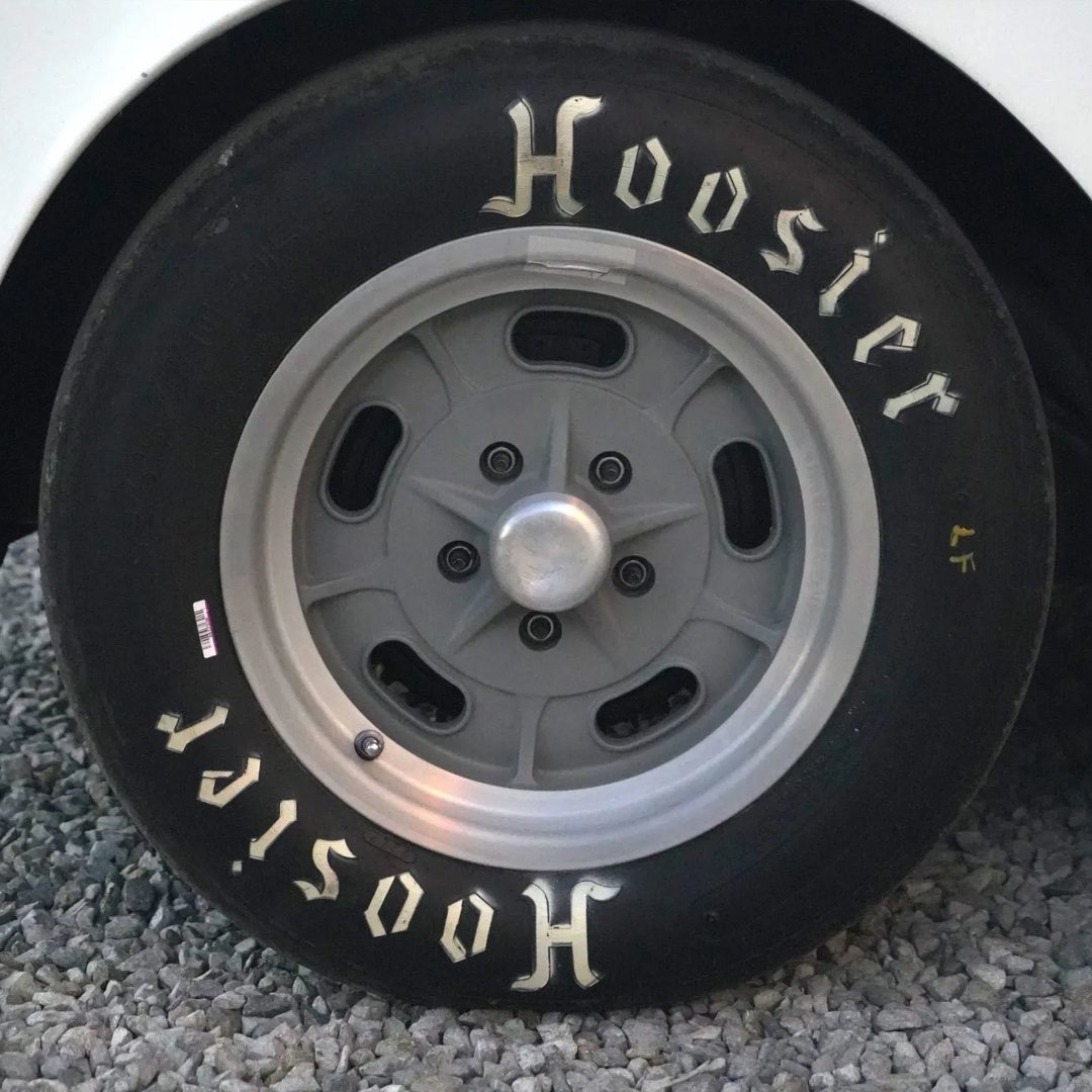 Bring a Trailer tweet media