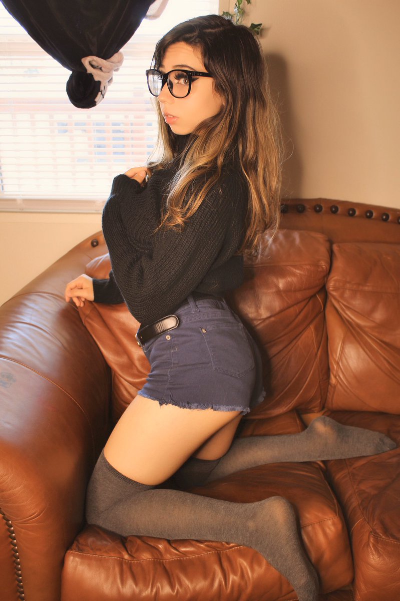 🥝😈 tweet media