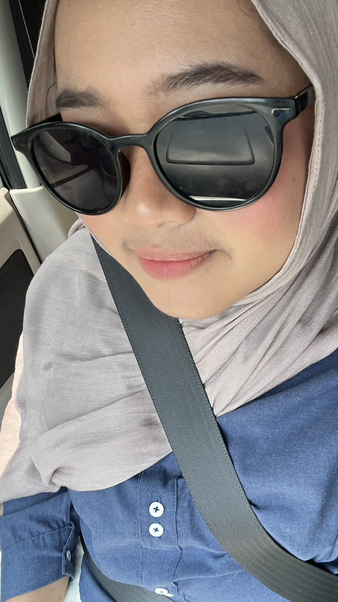badut tweet media