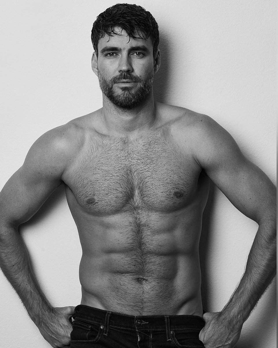 AmenEverytime's tweet photo. Caio Cesar for #SupermodelSunday✨ #CaioCesar https://t.co/Zv68d22te6