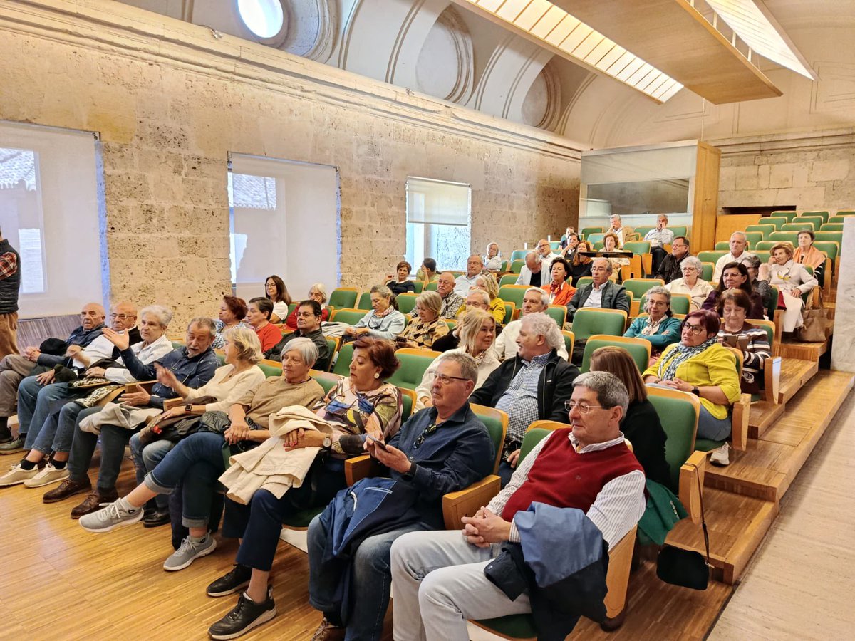 Museo de la Alhambra tweet media