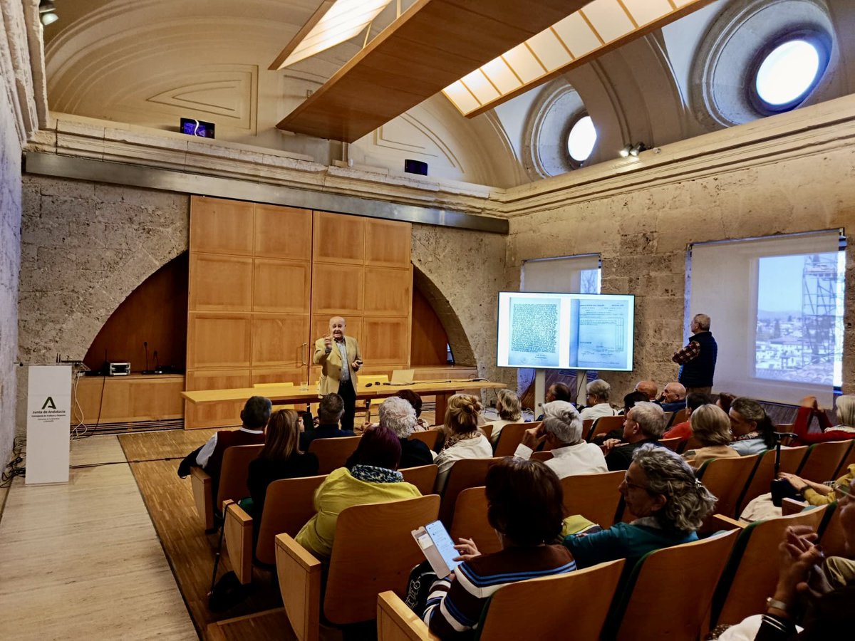 Museo de la Alhambra tweet media