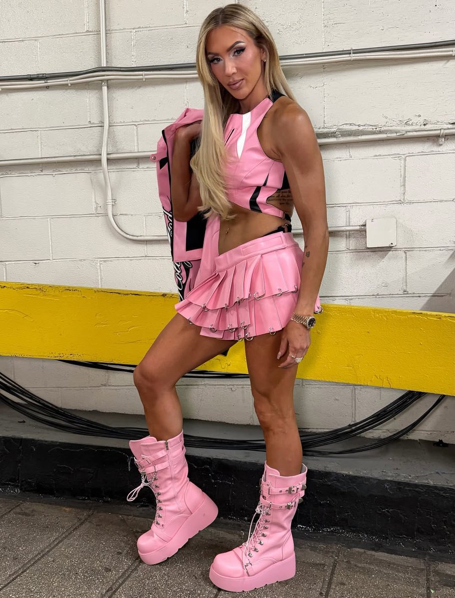 CFlairdotcom's tweet photo. Happy Birthday to the QUEEN @MsCharlotteWWE 💜🫶 https://t.co/2clyIZphZv