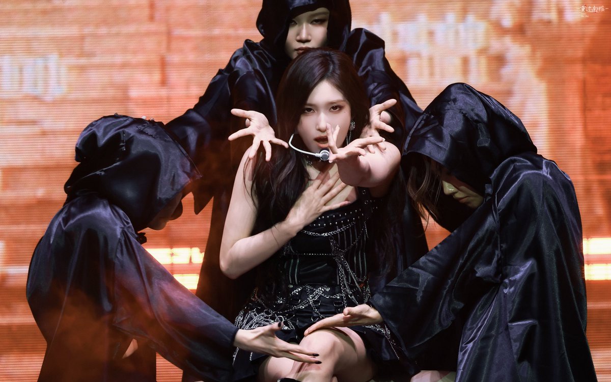 Nanlou1201's tweet image. 260404

#이서 #LEESEO #イソ
#IVE #아이브 
#SHOW_WHAT_I_AM