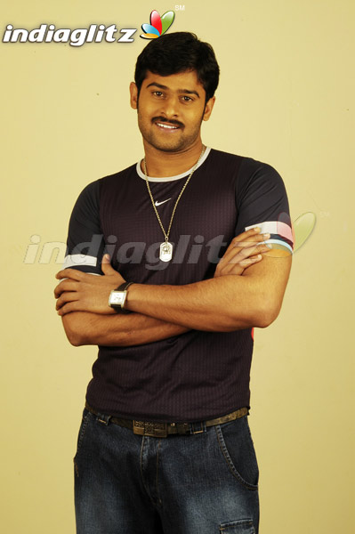 SShanthReddy's tweet photo. #Prabhas #RebelWood #Chakram https://t.co/KiyZdy3sJg