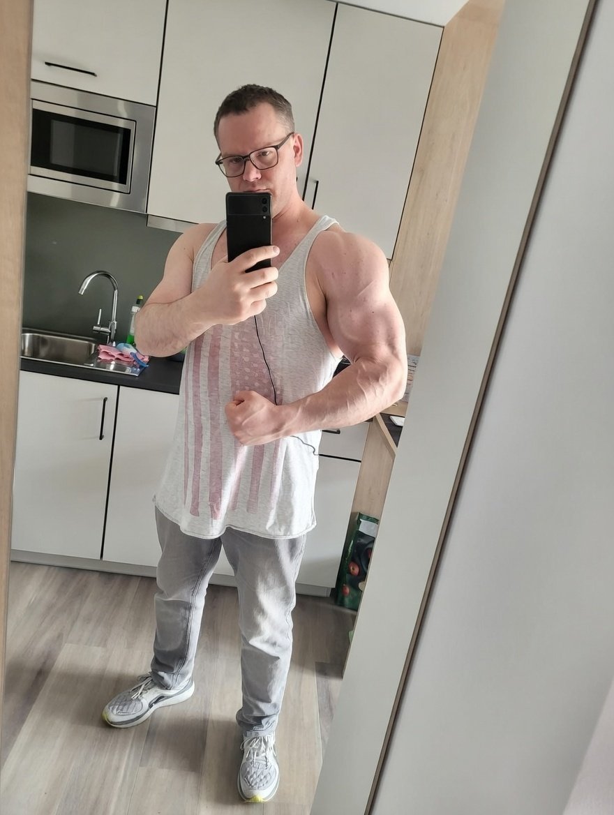 DomAlphaKingChris👑🇩🇪 tweet media