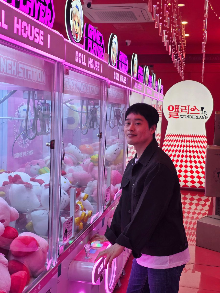 simj89042's tweet photo. 인형뽑아줘 https://t.co/UnT3drbqzF