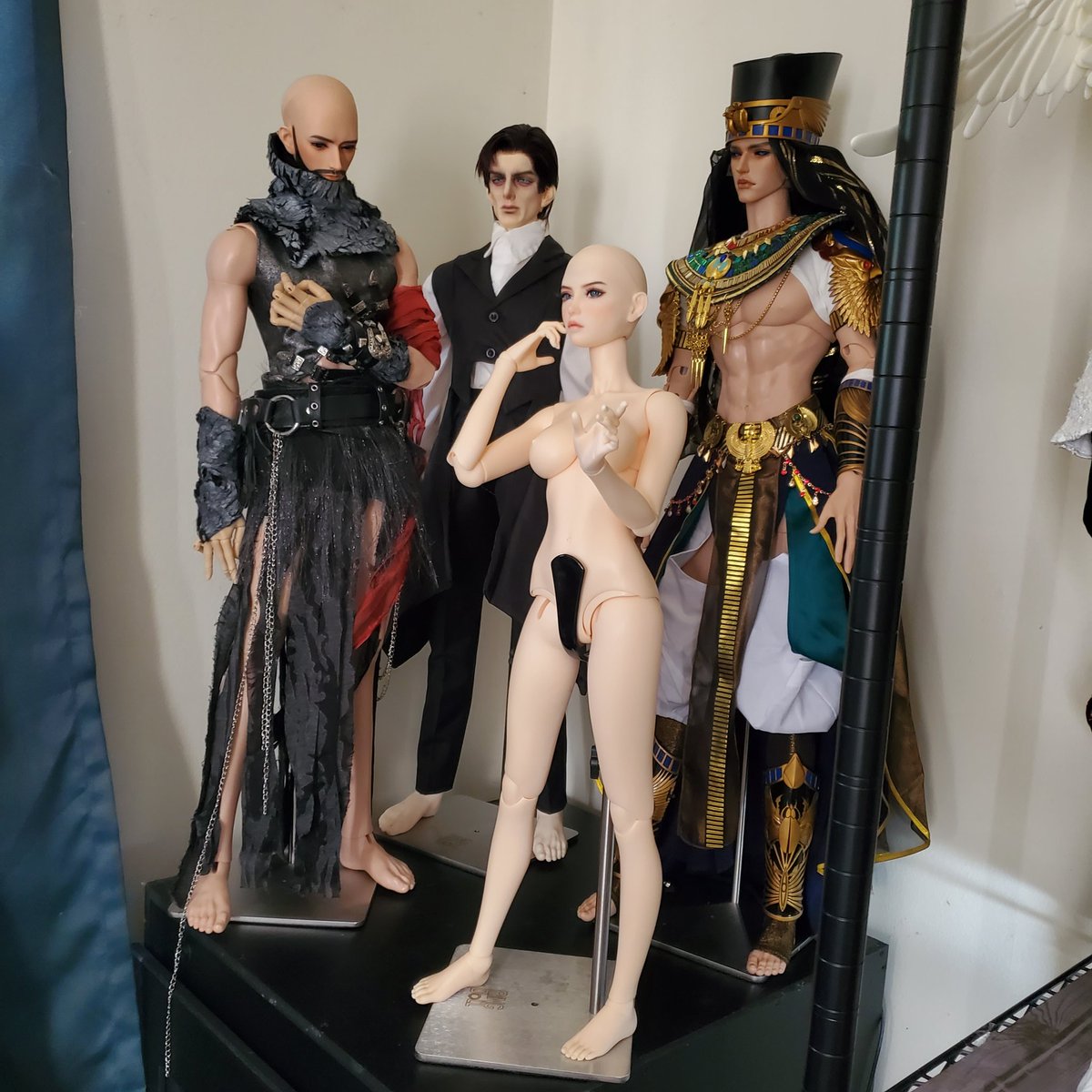 wharrgarbl forever 》》》400 lizards apparently tweet media