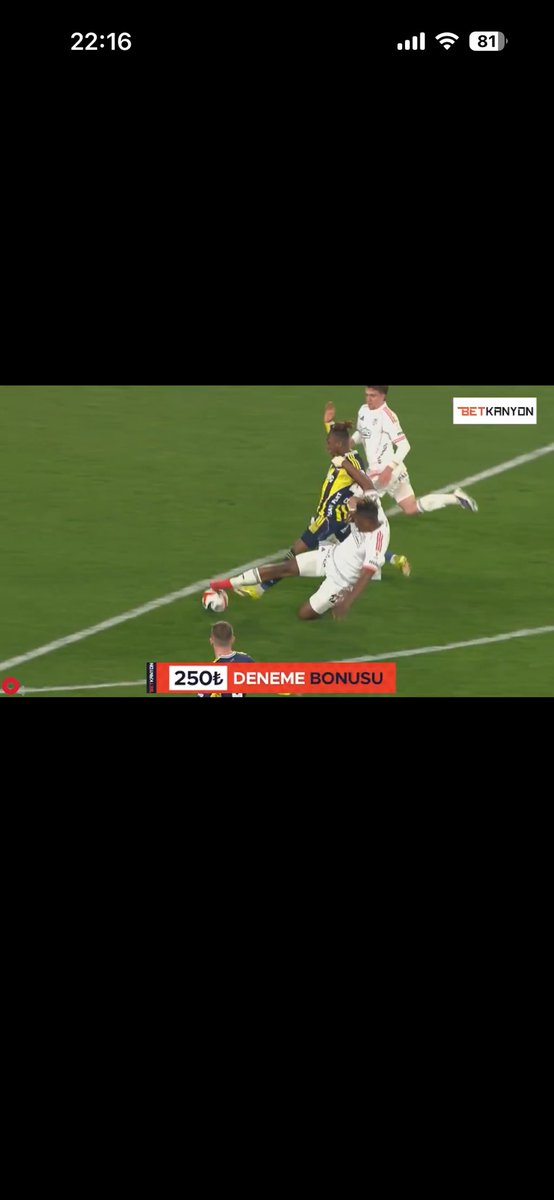 MessAlvv's tweet photo. @diyagonalsport Çok enteresan :d https://t.co/243rnfPzzn