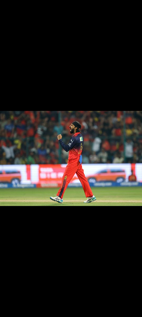 mysteryworld45's tweet image. पहले बैटिंग से बुलडोज़ किया फिर बॉलिंग से डराया 

आज आरसीबी ने सीएसके को हर विभाग में पछाड़ दिया 
सीएसके को कुछ पता नहीं ऐसा लग रहा था 
टीम डेविड रजत विराट कोहली सबने आग लगा दिया

Tim david 
Ruturaj 
Raina 
#RCBvsCSK
Virat Kohli