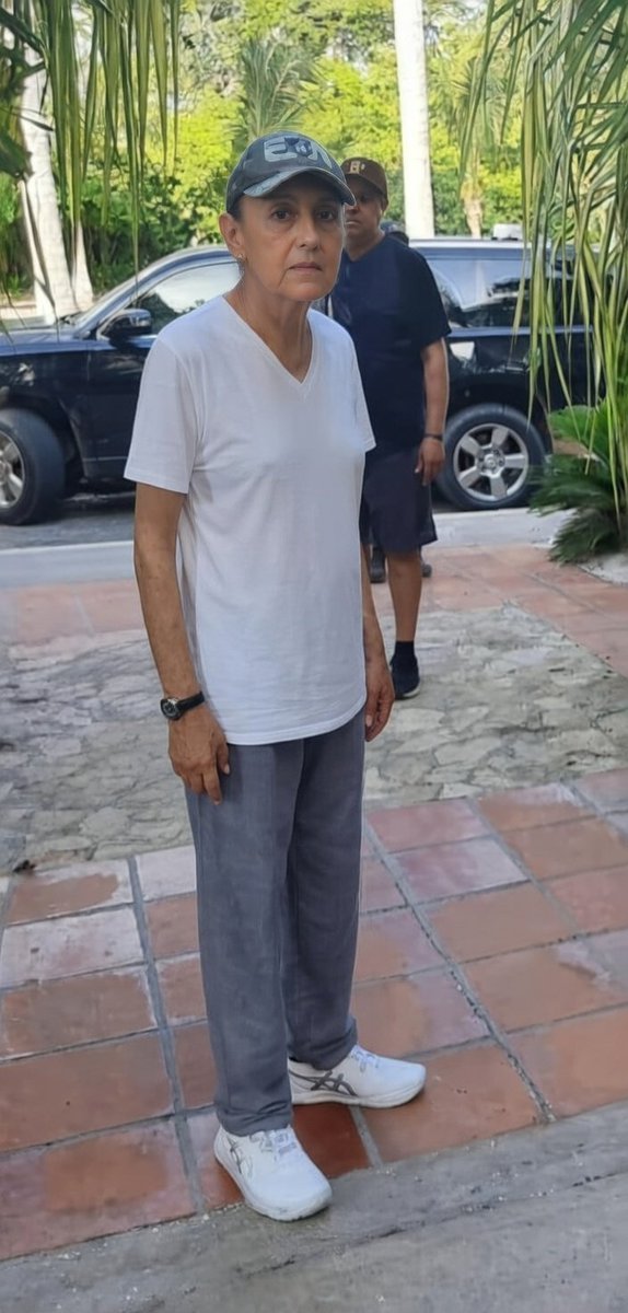 Princesa Fifiona tweet media