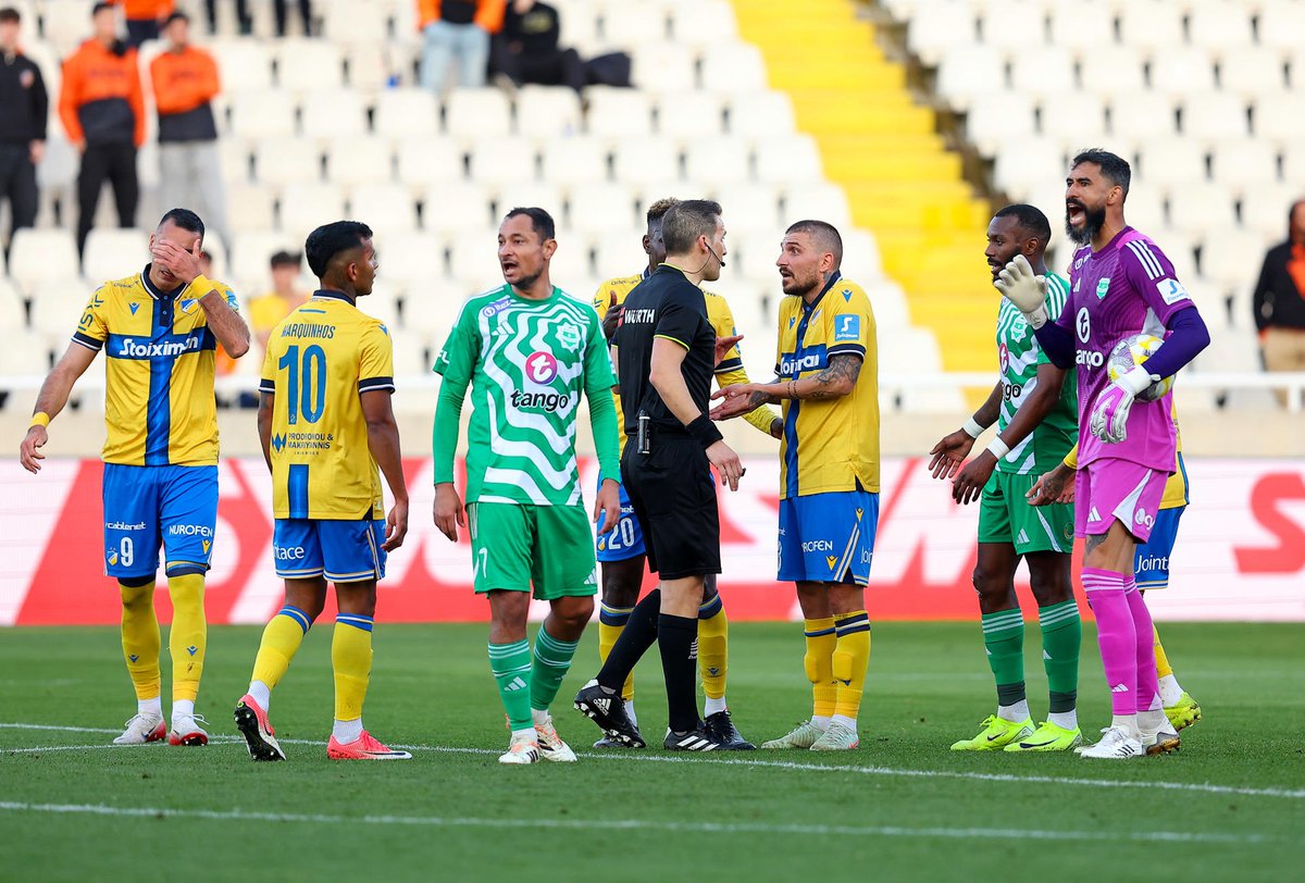 APOEL APOELGROUP.COM tweet media