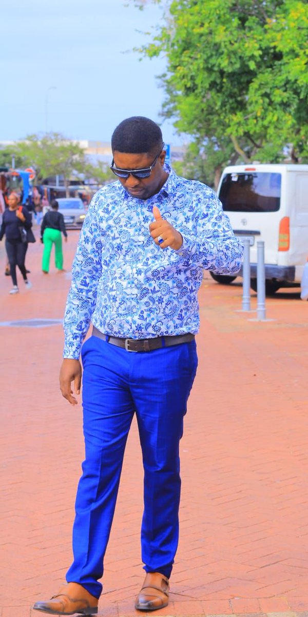 Mr Augustine tweet media