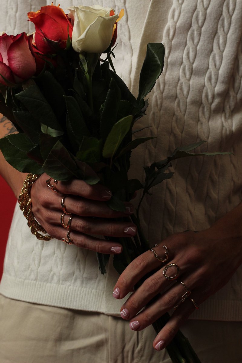 April showers bring May flowers 🌹

Happy Easter! 🐣🤍