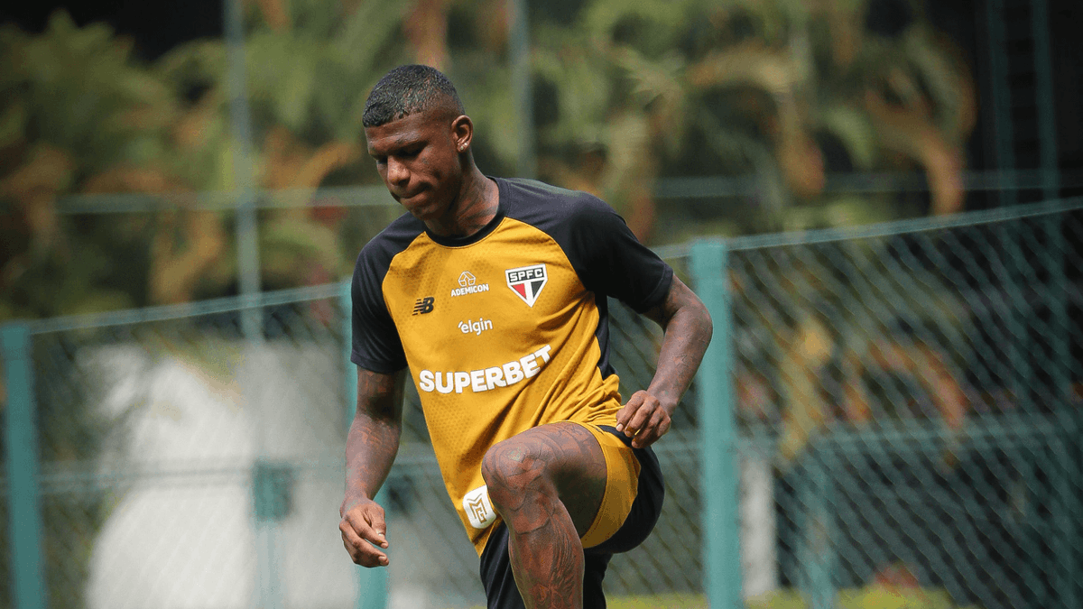 Guine ™ tweet media