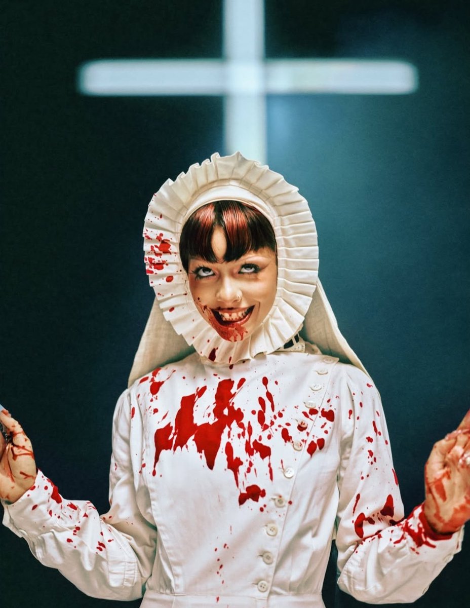 Melanie Martinez archive tweet media