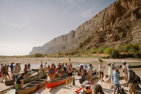 VinnyMartorano's tweet photo. About 250 people joined a fleet of 100 boats on the Rio Grande at Santa Elena Canyon inside Big Bend National Park to continue the fight against a possible wall in the Big Bend region.

The event was organized by a community coalition, No Big Bend Wall. They also say there were over 3k people at yesterday's rally at the Texas Capitol.

@cbsaustin