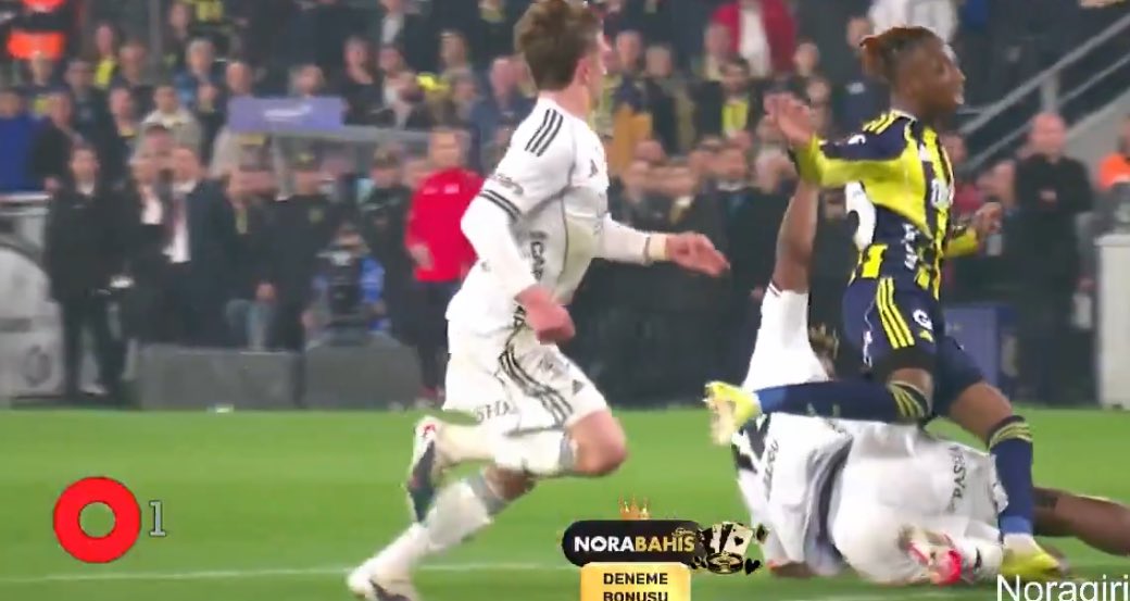 Fenerliezel tweet media