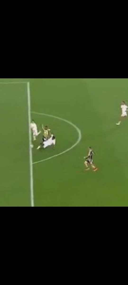 yuempa44's tweet photo. @Fenerbahce https://t.co/p09T5uI3JI