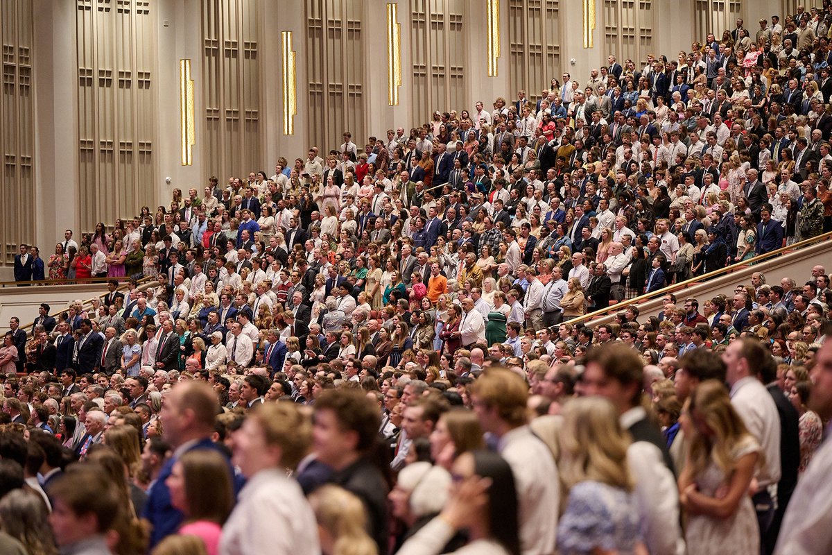 Ch_JesusChrist's tweet image. At the close of the general conference session on Easter morning, April 5, 2026, President Dallin H. Oaks (@OaksDallinH), President of The Church of Jesus Christ of Latter-day Saints, taught that belief in a literal, universal resurrection helps individuals live together in love