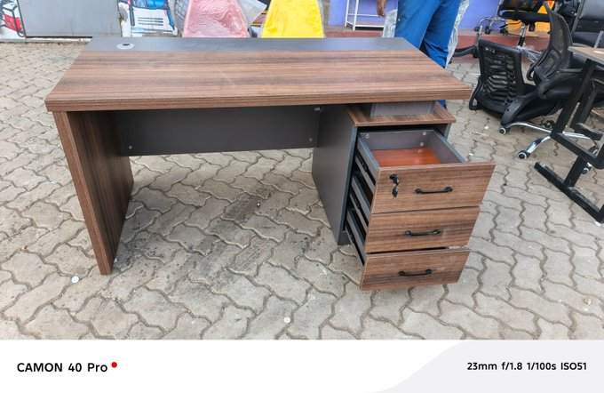 VIRGIN HOFFICE tweet media