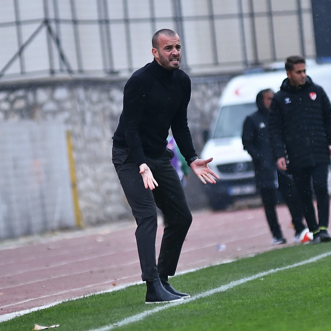 gengoru_omer's tweet photo. Az imkan, büyük başarı! 🔥

👉 Nesine 3. Lig 1. Grupta İnegöl Kafkas Spor, Hasan Uğur Kardal yönetiminde son 2 haftaya lider giriyor. 👏 https://t.co/8uLWNQSN3x