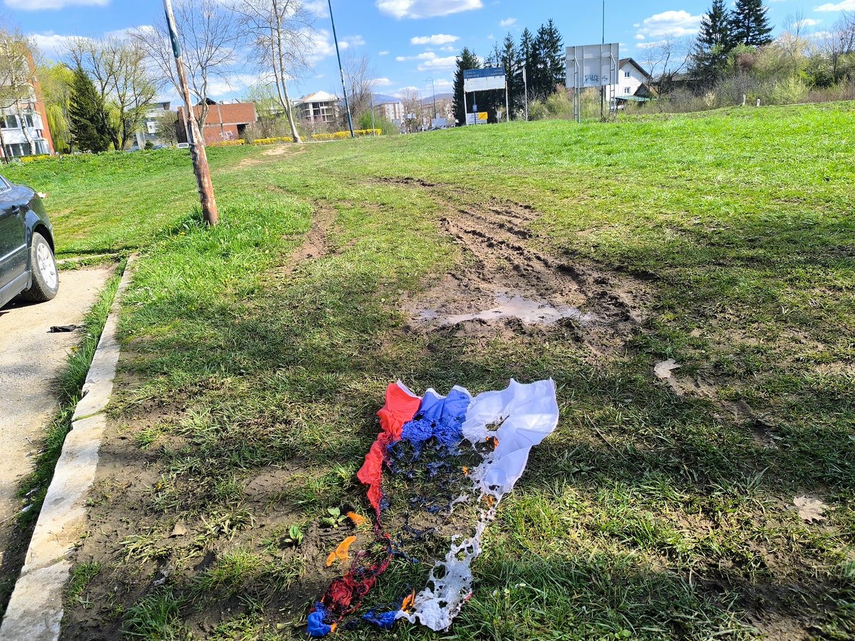 🏴‍☠️ tweet media