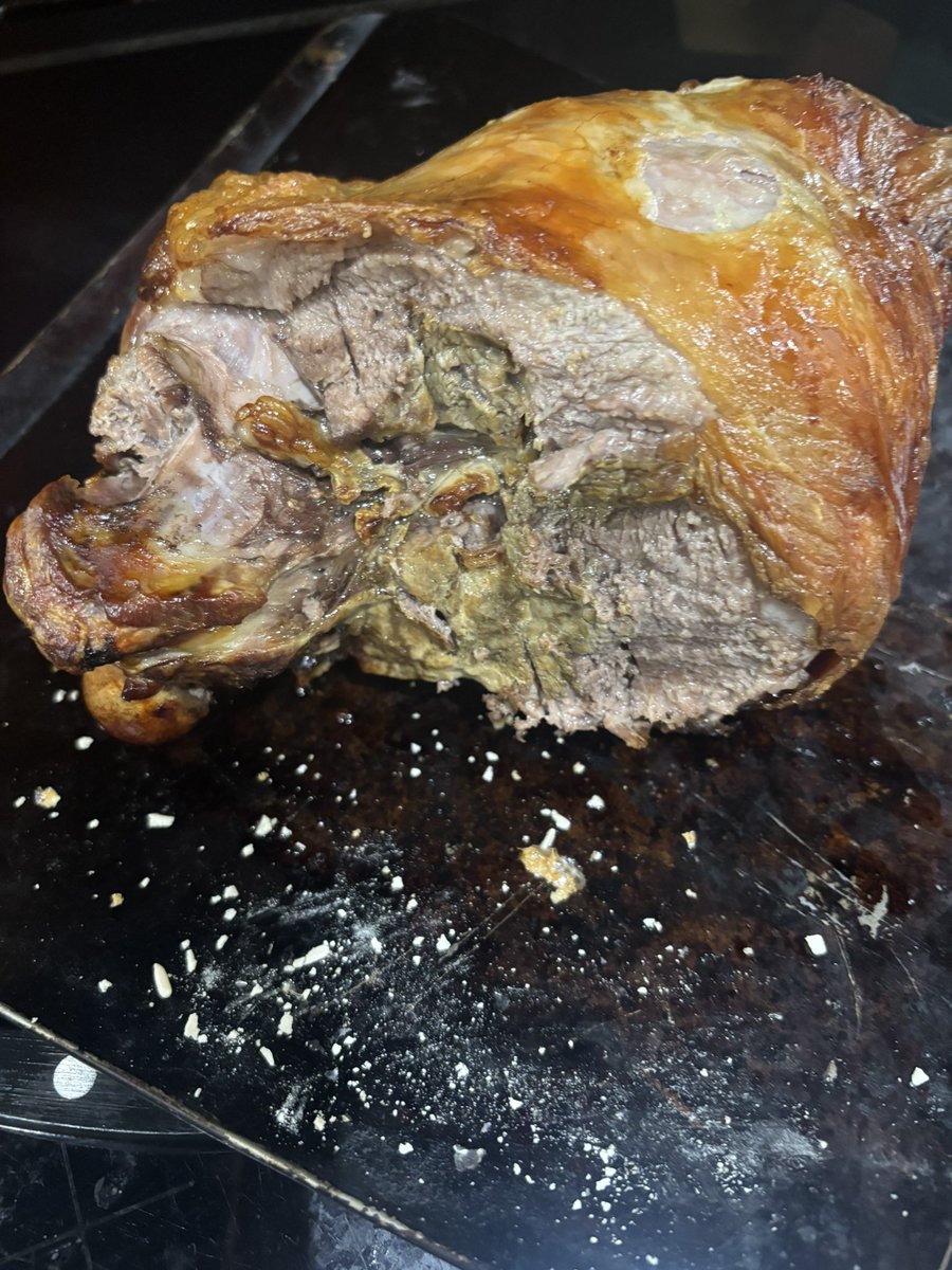 Caroline Farrow tweet media