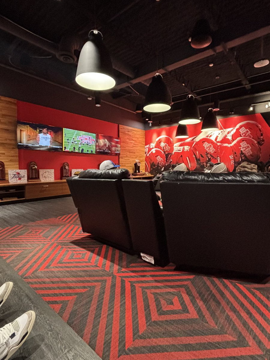 Elijah_Collum11's tweet photo. @AStateFB was a blast this weekend! Got to meet great coaches and people. Super pumped about meeting @coachalexjones and the conversations we had! 
@CoachKMcDaniel 
@Buck_James212 
@CoachEllis26 
@monday_ethan 
@Recruit_TheCats https://t.co/RZ6QfXAqdl