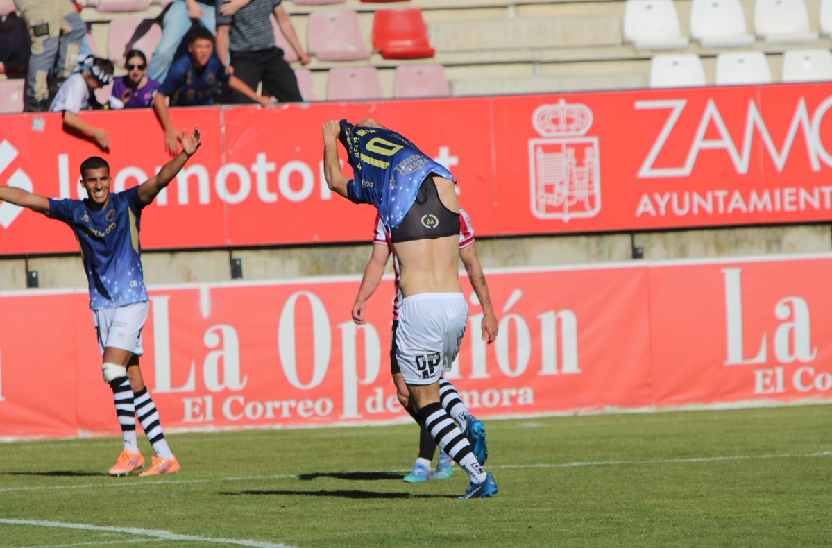 Unionistas de Salamanca CF tweet media