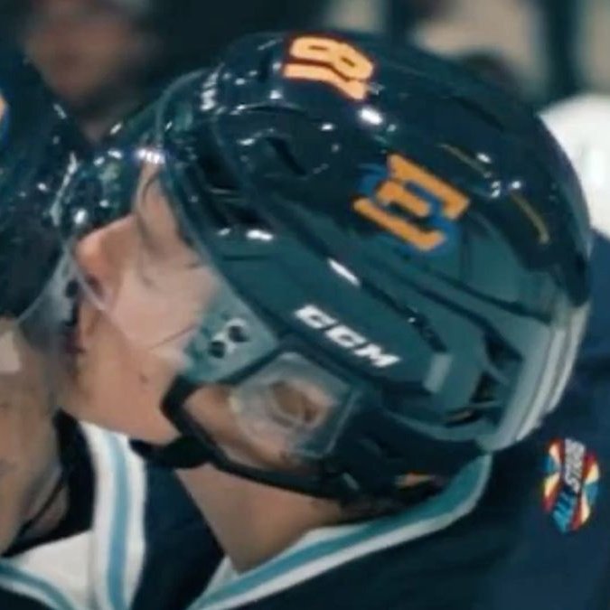 kkas⁷ 🦇 tweet media