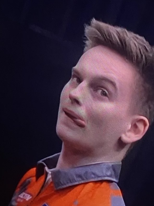 Ricardo Pietreczko Raised Eyebrow tweet media