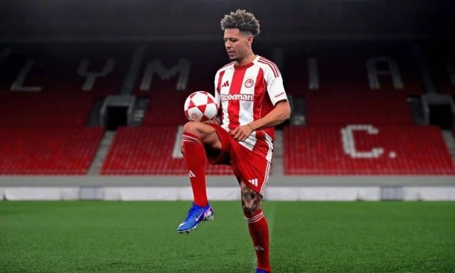 𝘼𝙣𝙖𝙡𝙮𝙨𝙩 ⚪🔴 tweet media