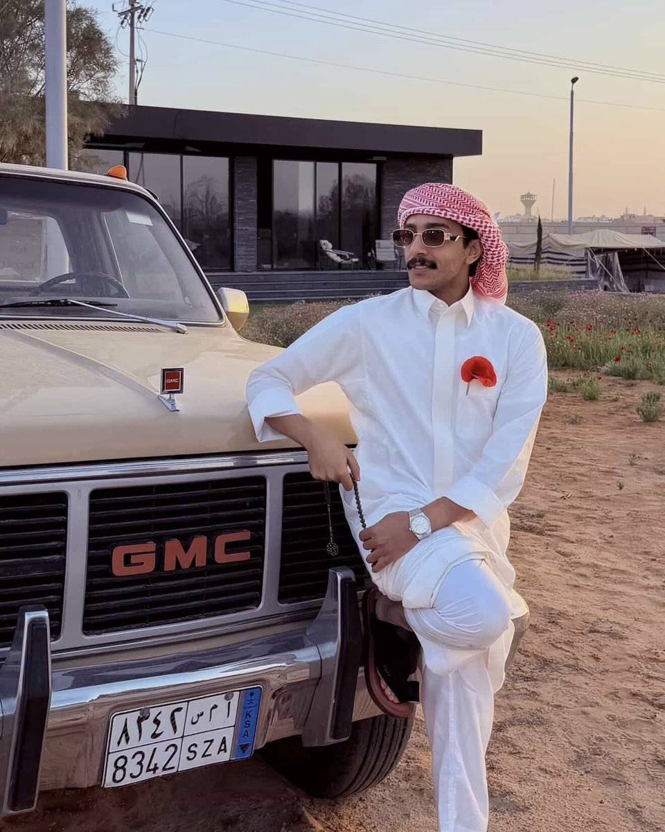 روَان tweet media