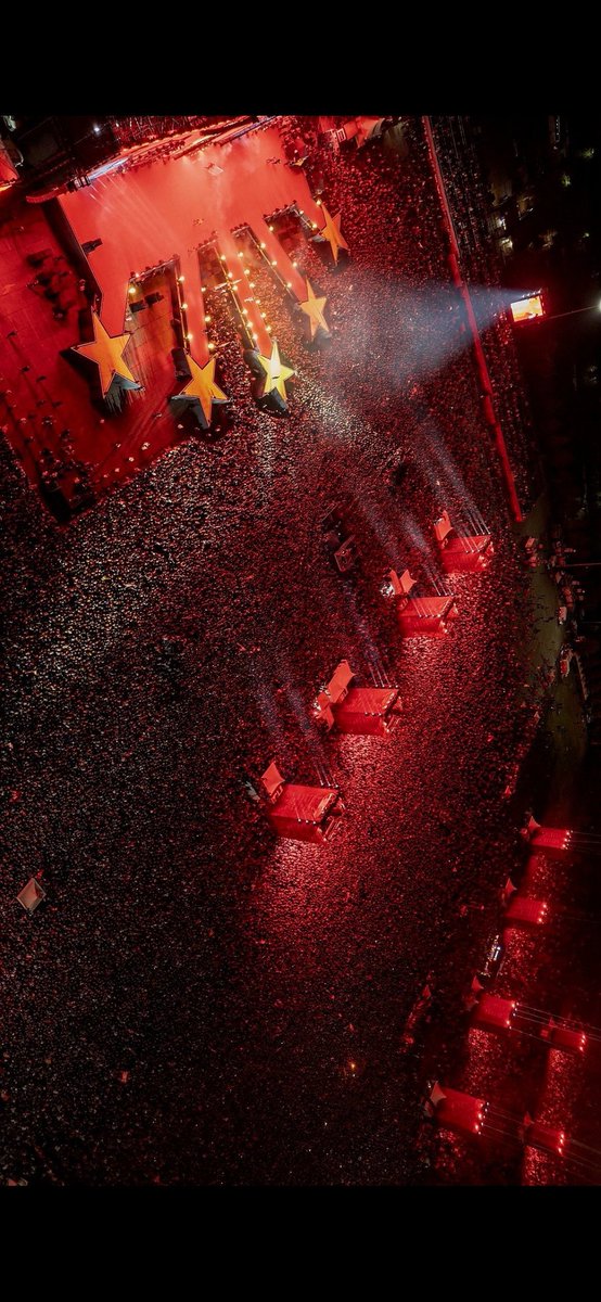 leroysane tweet media