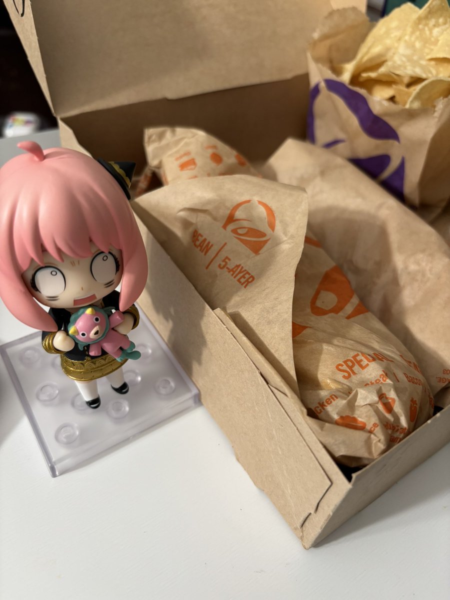 heidi ✿ tweet media