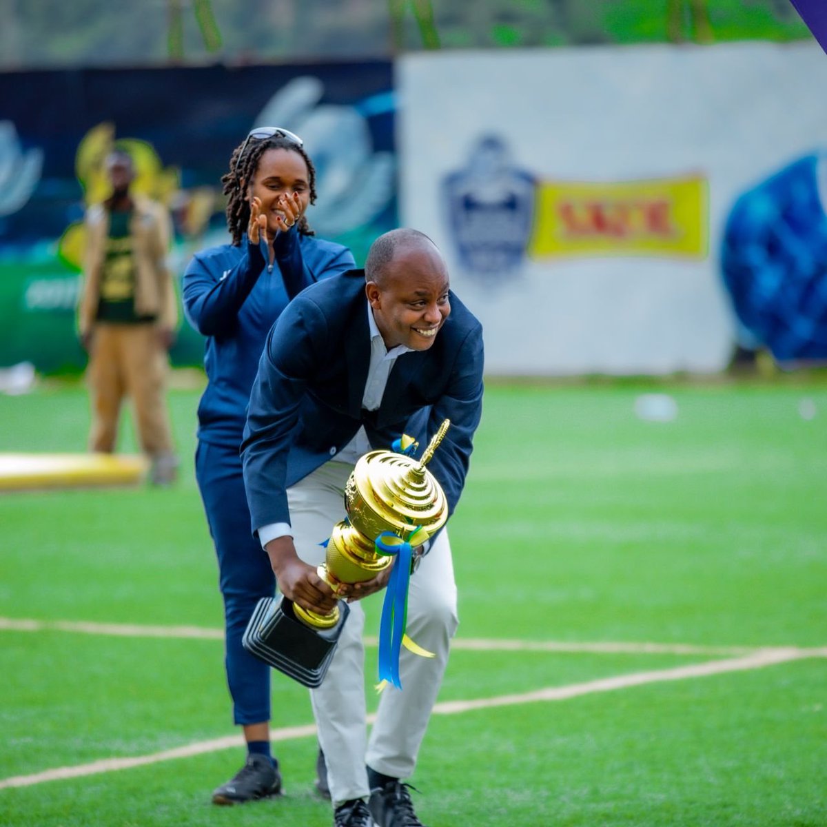 Kazungu Claver tweet media