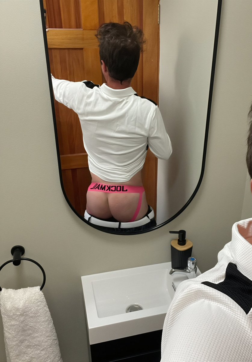 UnclothedIntent tweet media