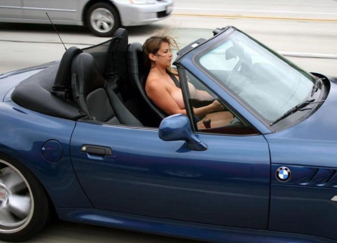 SweetHazelKay tweet media