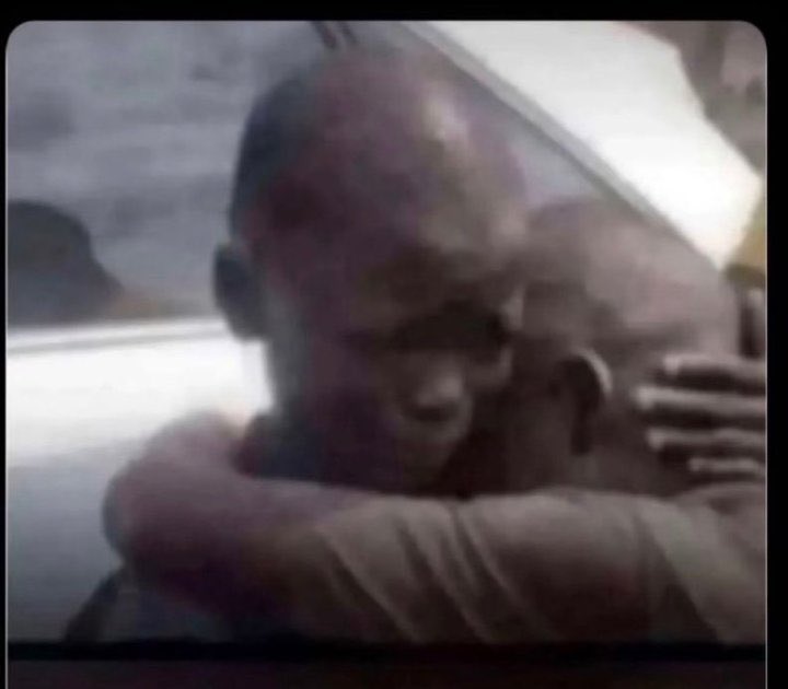 LECSCORE tweet media