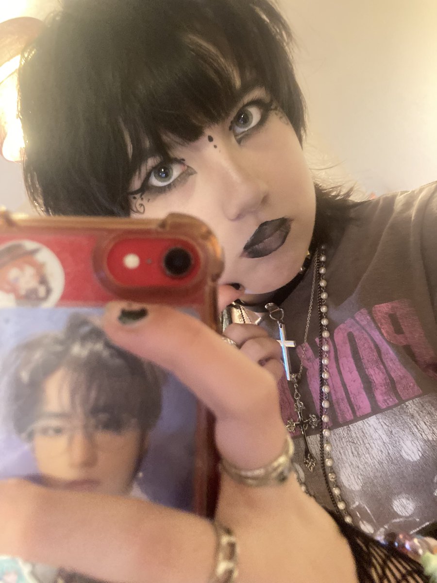 𝘔𝘤𝘊𝘢𝘳𝘵𝘯𝘦𝘺 𝘰𝘧 𝘴𝘩𝘦𝘥𝘵𝘸𝘵🪲🍏 tweet media