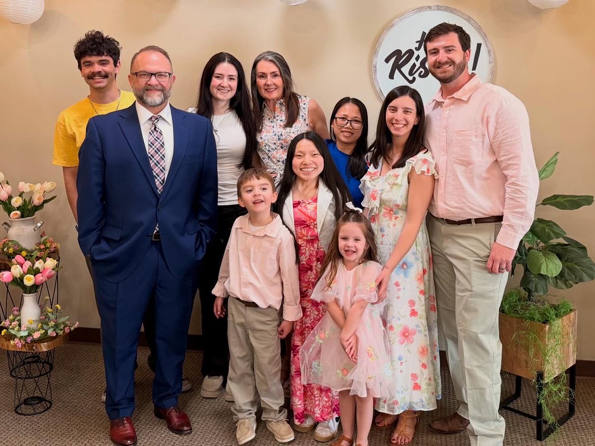 KentuckyNaz's tweet photo. He Is Risen Indeed! Wonderful Easter celebration at Louisville First this morning. Pastor Harry, the praise team, and the kids all did a great job. #HeIsRisen #Easter2026 #KYNaz #Nazarene https://t.co/DadpP12SU9
