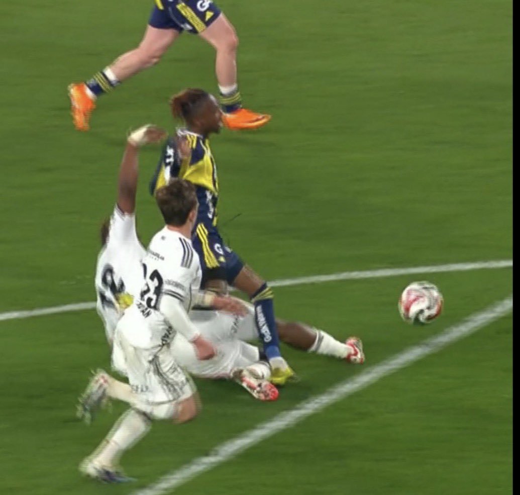 Eternalz tweet media